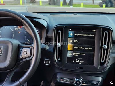 Usado Volvo XC40 Momentum 129 CV (94 kW) 2021 Negro SUV