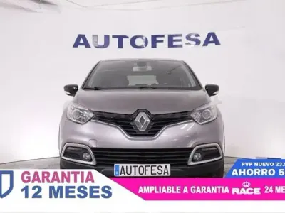 Usado Renault Captur Intens 90 CV (66 kW) 2016 Gris / plata SUV