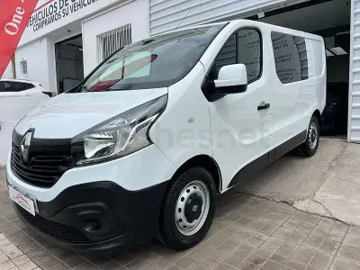 Usado Renault Trafic 120 CV (88 kW) 2019 Blanco Monovolumen