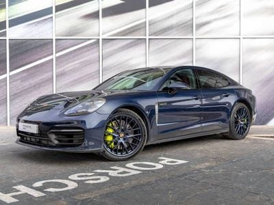 Porsche Panamera 4