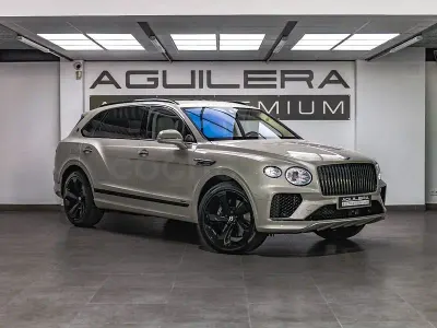 Usado Bentley Bentayga 550 CV (404 kW) 2025 Blanco SUV