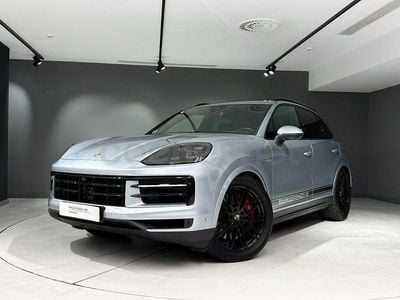 Usado Porsche Cayenne S E-Hybrid 519 CV (381 kW) 2024 Gris / plata SUV