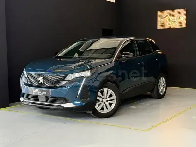 Usado Peugeot 3008 Active 130 CV (95 kW) 2022 Azul SUV