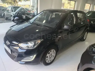 Usado Hyundai i20 Classic 78 CV (57 kW) 2012 Negro Utilitario