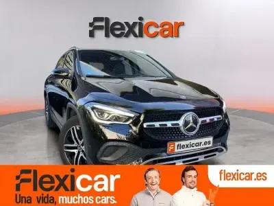 Usado Mercedes GLA200 150 CV (110 kW) 2023 Negro SUV