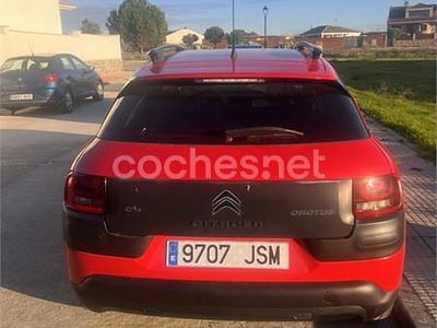 Usado Citroën C4 Live 100 CV (73 kW) 2016 Rojo Berlina