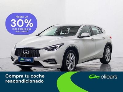 Infiniti Q30