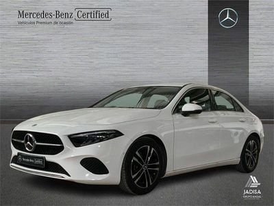 Begagnad Mercedes A200 163 HK (119 kW) 2024 Vit Sedan