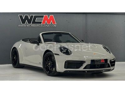 Porsche 911 Carrera 4 GTS