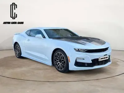 Usado Chevrolet Camaro 400 CV (294 kW) 2016 Blanco Coupe