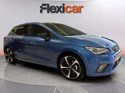 Usado Seat Ibiza FR 116 CV (85 kW) 2024 Azul Utilitario