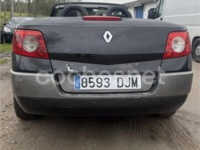 Usado Renault Mégane Cabriolet Dynamique 115 CV (84 kW) 2005 Negro Descapotable
