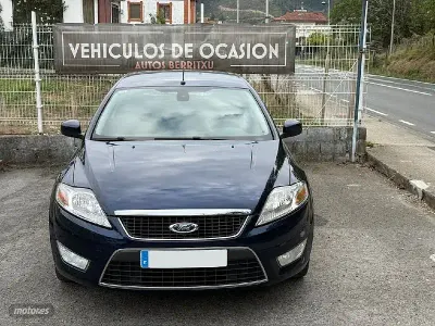 Usado Ford Mondeo 140 CV (102 kW) 2009 Negro Berlina