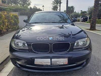 Usado BMW 116 122 CV (89 kW) 2010 Negro Utilitario