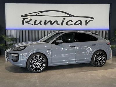 Usado Porsche Cayenne Turbo E-Hybrid 740 CV (544 kW) 2025 Gris SUV