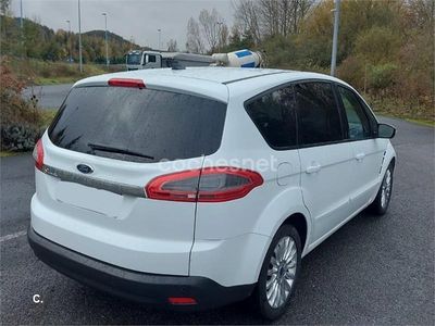 Usado Ford S-MAX Titanium 140 CV (102 kW) 2013 Blanco Monovolumen