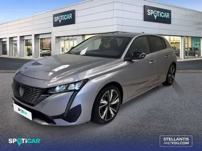 Usado Peugeot 308 Allure 131 CV (96 kW) 2022 Gris Utilitario