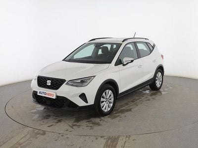 Blanco Usado 2023 Seat Arona Style SUV | 17.399 € (Precio justo)