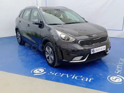 Begagnad Kia Niro 141 HK (103 kW) 2019 Blå SUV