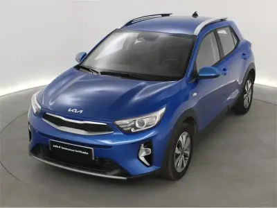 Usado Kia Stonic 100 CV (73 kW) 2025 Azul SUV