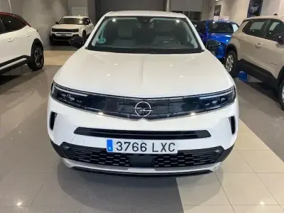 Usado Opel Mokka Business Elegance 100 CV (73 kW) 2022 Otro SUV