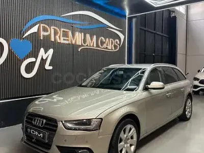 Usado Audi A4 S-Line 177 CV (130 kW) 2014 Beige Familiar