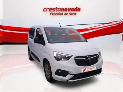 Usado Opel Combo Business Edition 102 HP (75 kW) 2023