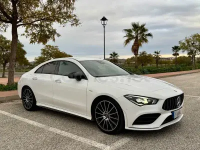 Occasion Mercedes CLA180 136 PK (100 kW) 2021 Wit Sedan