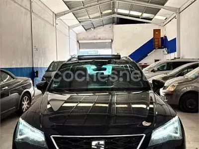 Usado Seat Ateca 4Drive 190 CV (139 kW) 2017 Negro SUV