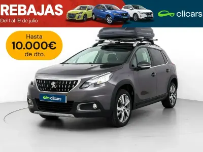 Usado Peugeot 2008 Allure 130 CV (95 kW) 2018 Gris / plata SUV