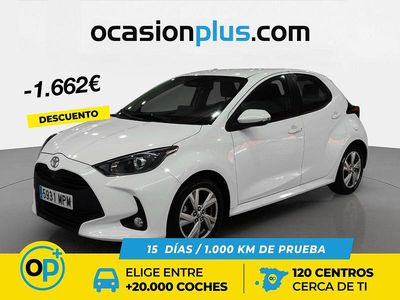 Usado Toyota Yaris Hybrid Active 116 CV (85 kW) 2024 Blanco Berlina