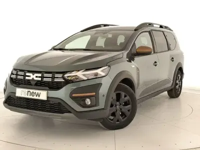 Usado Dacia Jogger Extreme 140 CV (102 kW) 2025 Verde Monovolumen