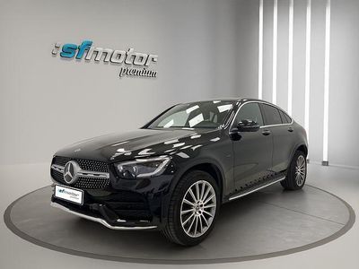 Negro Usado 2021 Mercedes GLC300e AMG | 50.900 €