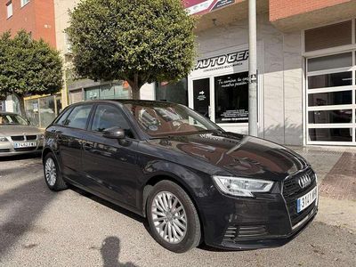 Usado Audi A3 Sportback Premium 110 CV (80 kW) 2017 Marrón Utilitario