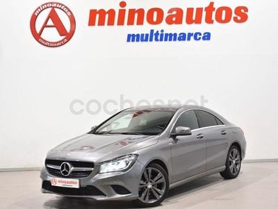 Usado Mercedes CLA220 Urban 177 CV (130 kW) 2015 Gris / plata Berlina