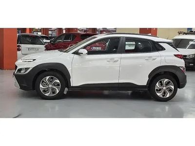 Używany Hyundai Kona 141 KM (103 kW) 2022 Biały SUV