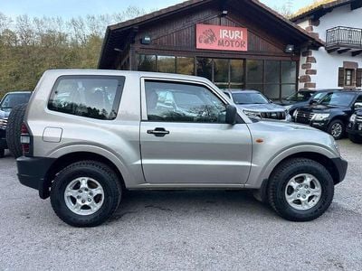 Usado Mitsubishi Montero 165 CV (121 kW) 2000 Beige SUV