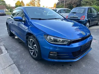 Usado VW Scirocco R-line 184 CV (135 kW) 2017 Azul Coupe