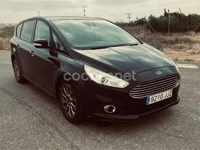 Usado Ford S-MAX Trend 120 CV (88 kW) 2015 Azul Monovolumen