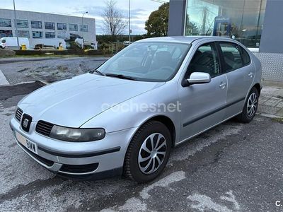 Gris / plata Usado 2001 Seat Leon Stella Berlina | 1500 € (Caro)