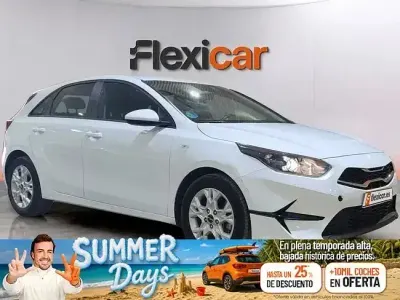 Usado Kia Ceed 136 CV (100 kW) 2023 Blanco Utilitario