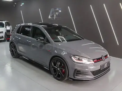 Usado VW Golf VII GTI 290 CV (213 kW) 2020 Gris / plata Berlina