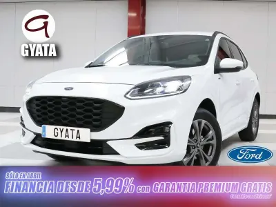 Usado Ford Kuga ST-Line 150 HP (110 kW) 2022 Branco SUV