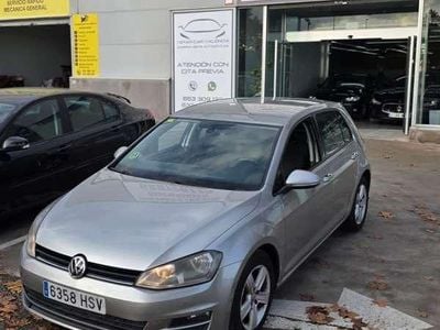 Usado VW Golf VII Advance 105 CV (77 kW) 2013 Gris Utilitario