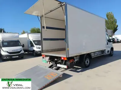 Usado Fiat Ducato 140 CV (102 kW) 2020 Blanco Van