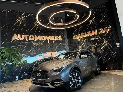 Usado Infiniti QX30 Premium 170 CV (125 kW) 2019 Gris / plata SUV