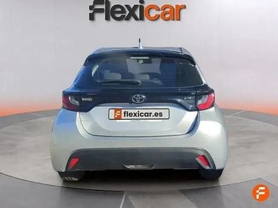 Usado Toyota Yaris Hybrid Business Edition 116 CV (85 kW) 2025 Gris