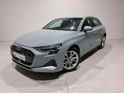 Usado Audi A3 Sportback e-tron Advanced 204 CV (150 kW) 2026 Gris Utilitario