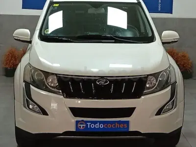 Usado Mahindra XUV500 140 CV (102 kW) 2015 Blanco SUV