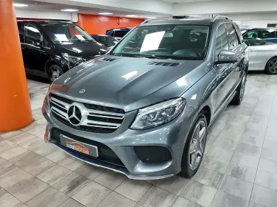 Usado Mercedes GLE250 204 CV (150 kW) 2018 Gris / plata SUV